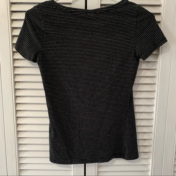 Basic H&M Ladies Top - Picture 2 of 3